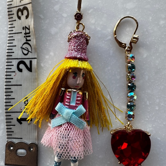 BETSY JOHNSON EARINGS - Picture 2 of 5